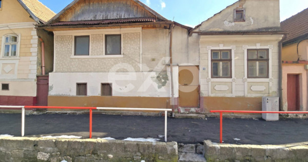 Casă cu potențial &icirc;n Schei &ndash; cu front la două străzi