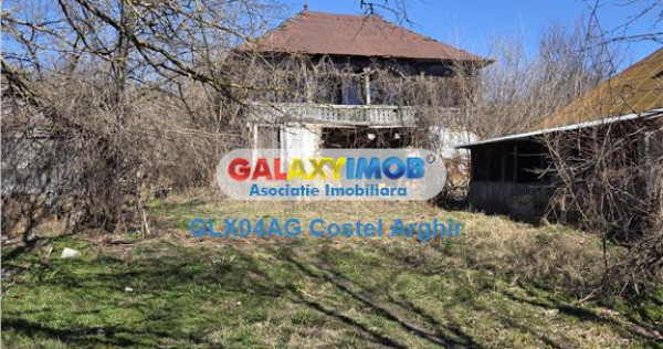 Vindem teren intravilan 2300 mp in com Calinesti , 100 m de