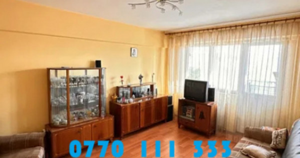 Calarasilor Viziru - Apartament 2 camere decomandat, suprafa