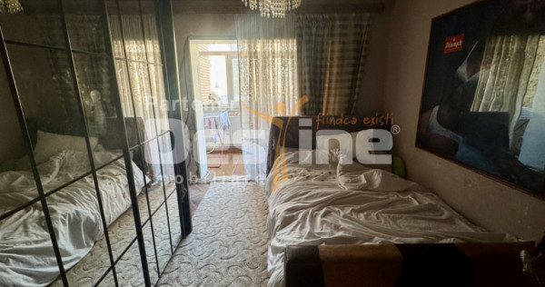 Apartament 3 camere ultracentral etaj 1 Simeria