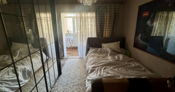 Apartament 3 camere ultracentral etaj 1 Simeria