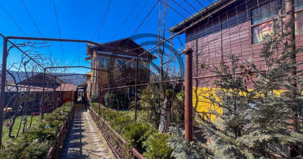 Casa cu 5 camere de vanzare | Urlati, Prahova | Comision 0%