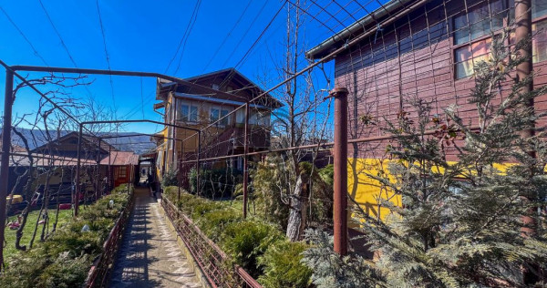 Casa cu 5 camere de vanzare | Urlati, Prahova | Comision 0%