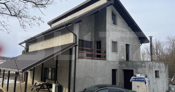 Casa cu etaj si mansarda, 5 camere, zona Santa, Mogosesti