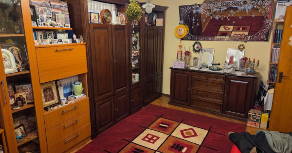 Apartament 3 camere spațios 63 mp + balcon, bloc 1981,Olteniței