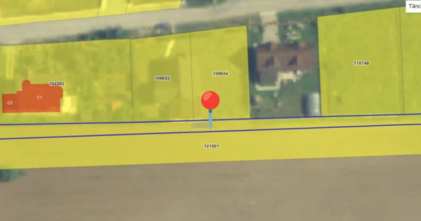 Loturi de teren intravilan in suprafata de 715 mp respectiv