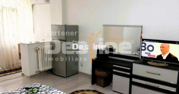 Garsoniera 31 mp la bulevard renovata complet in Tatarași