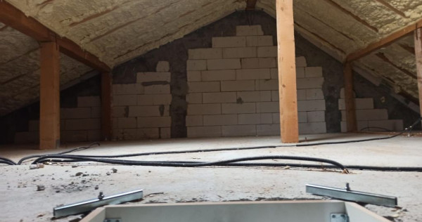 Vila la alb/4cam,2bai+parcare/centru Popesti Leordeni