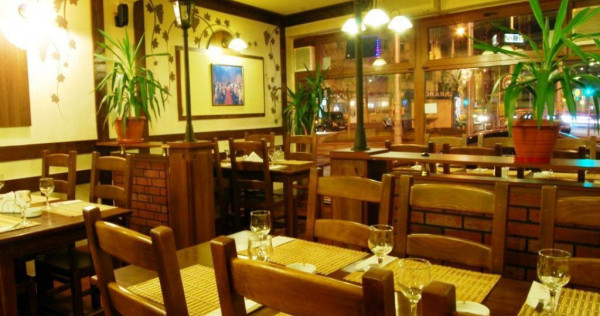 Dacia icoanei spatiu restaurant de vanzare