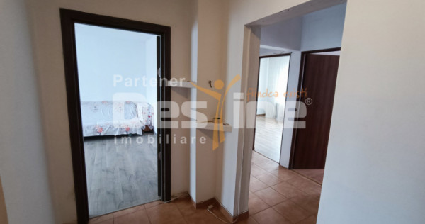 Apartament 3 camere, decomandat, langa Mall Vitan
