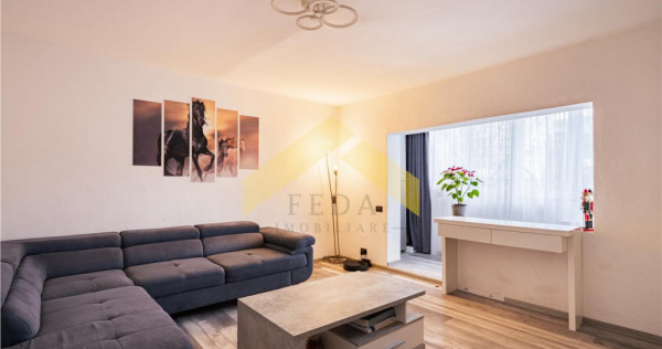 Apartament 3 camere de cartier Micalaca, zona 500