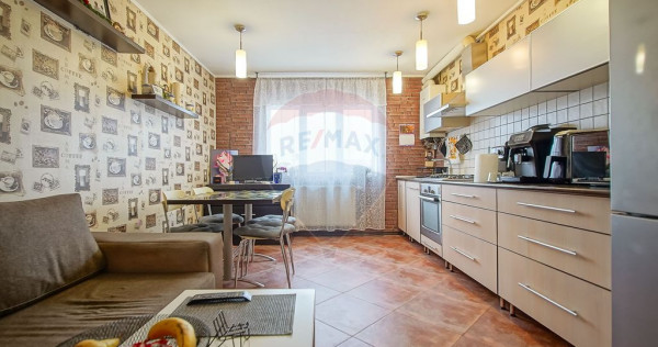 COMISION 0 | Ap 3 camere decomandat | Mobilat Utilat | Triaj