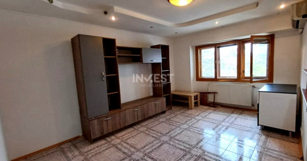 Apartament 3 camere decomandat, zona Moara de Foc- Lukoil, I