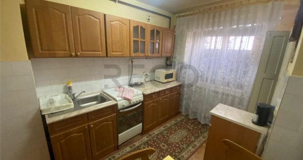RECO apartament 42mp util Marghita-Zona Centrala