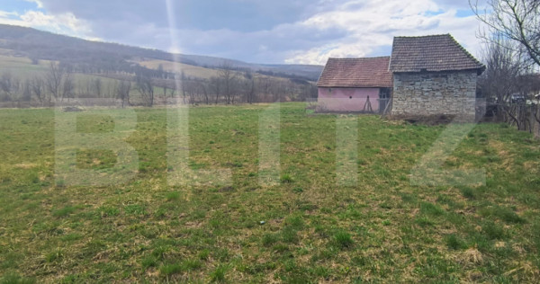 Teren intravilan de vanzare, 5.700 mp, la doar 5 km de Muni