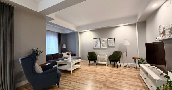 COSMOPOLIS - Apartament 4 camere, mobilat si utilat, terasa mare