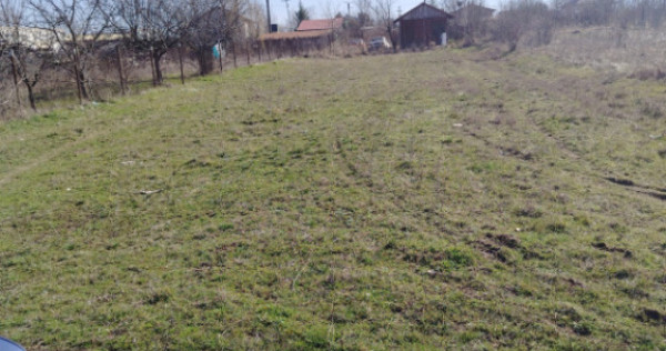 Teren intravilan 995 mp, Pielești