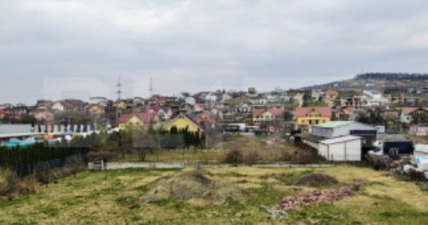 Teren intravilan cu dublu acces + construcție la roșu 500