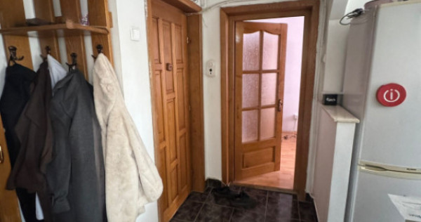 Apartament 3 camere, 54 mp utili, zona Ultracentral