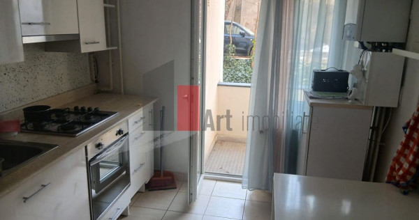 3 Camere Universitate - Parcul Cismigiu