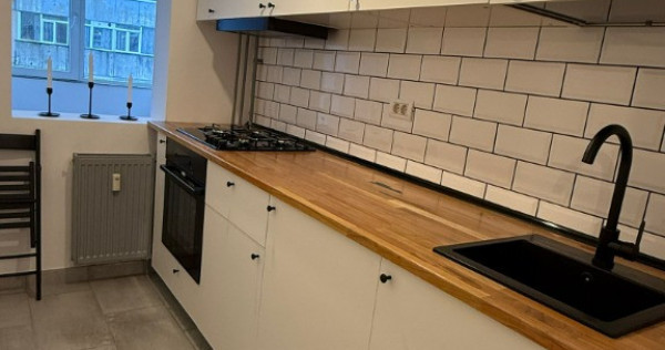 Garsoniera de v&acirc;nzare &icirc;n Tineretului, in apropiere de Metrou,Piata.