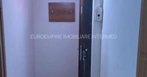 Apartament 2 camere de vanzare zona Tomis Nord