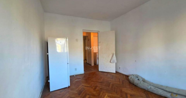 APARTAMENT 3 CAMERE-DECOMANDAT-ETAJ 1