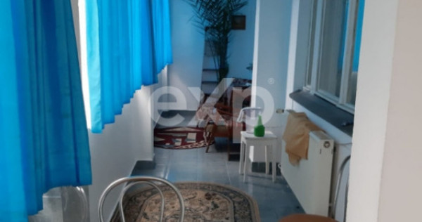 Negru Voda, Apartament 2 camere, decomandat, balcon mare, Ș