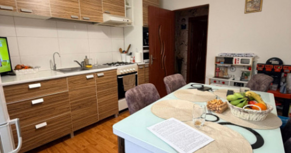 Apartament 2 camere decomandat cu boxa si parcare, Ford