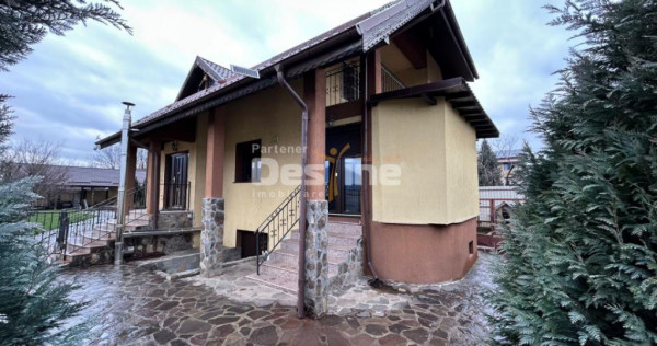 Casa cu piscina Fermelor 840mp teren 285.000&euro;