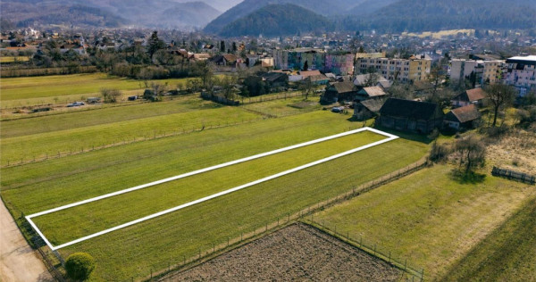 Film! 1.500 mp teren intravilan, cu documentie urbanistica,