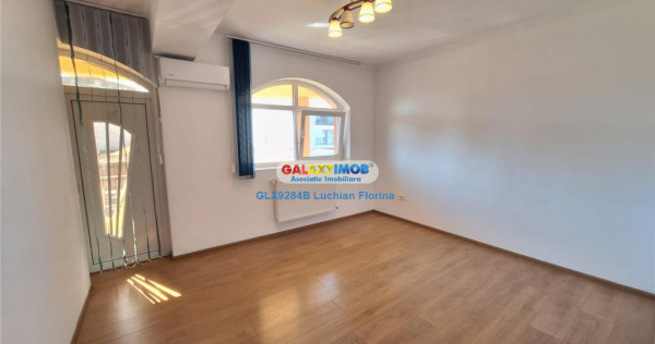 Apartament 3 camere 80 mp | Parcare - Curte | M. Aparatorii