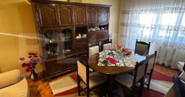 Apartament de vanzare, 3 camere, 60 mp - Dej