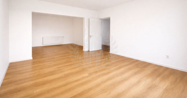 Spatiu comercial 5 camere, curte proprie, parcul Mihai