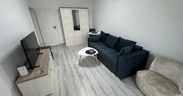 Proprietar inchiriez garsoniera, 40 m2, Titan