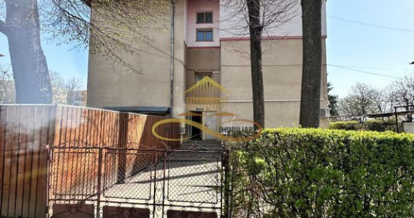 De vanzare apartament 2 camere decomandate Buhusi Bacau