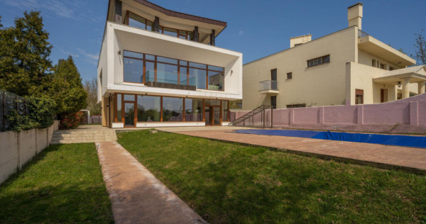 Vila pe malul lacului Mogosoaia | 617 mp total, teren 1182