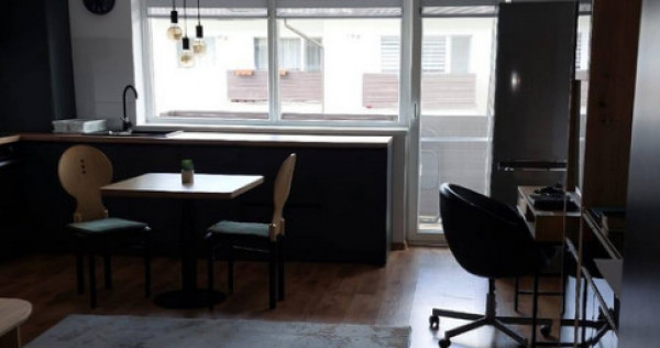 Garsoniera open space - zona Sanpetru