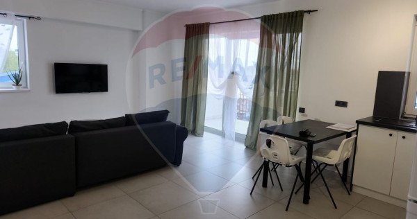 De &icirc;nchiriat: apartament 3 camere, etaj 1 &ndash; luminos ș...