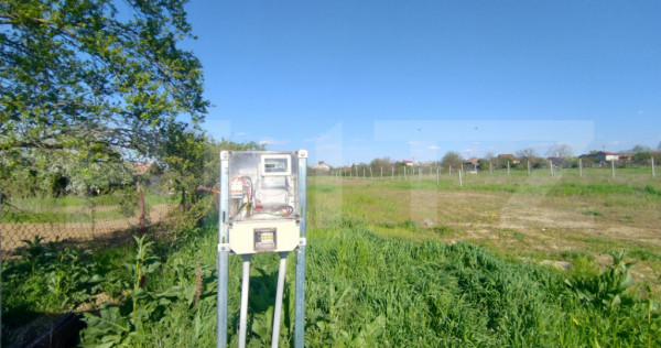 Teren intravilan, 2194 mp, 17 m deschidere, zona Mofleni