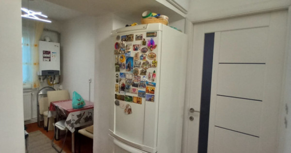 Apartament 2 camere semi, 39 mp, zona Craiovita - Scoala 30