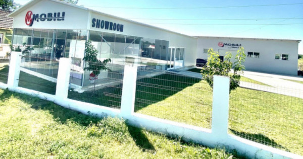 Showroom mobila cu expunere maxima la DN87, Galicea Mare, te