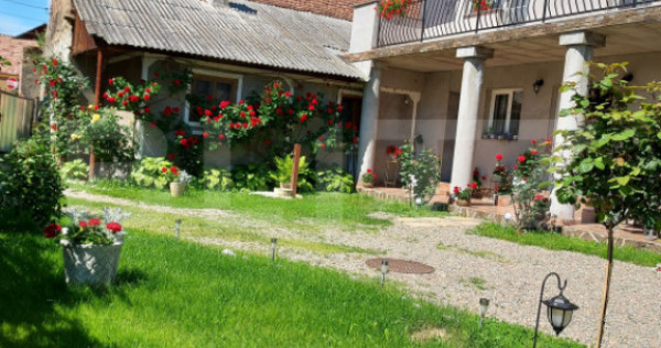 Casă individuală de vanzare, 130 mp + 800 mp teren - Livez