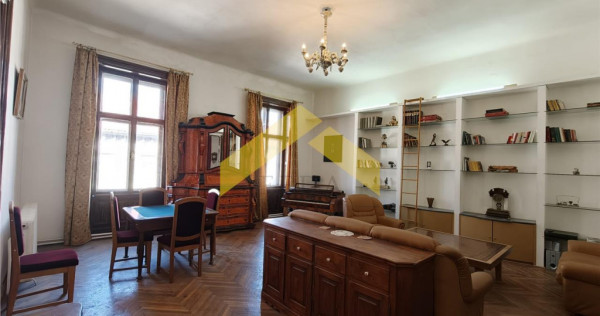 Apartament de inchiriat 4 camere Palatul Neuman