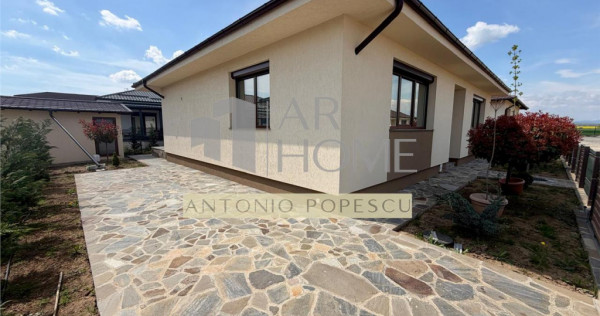 Casa 3 camere, prima , in Ploiesti, zona Albert.