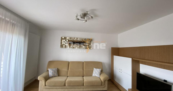 Apartament cu 2 camere, cu balcon si loc de parcare privat,