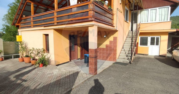 DE INCHIRIAT: Spatiu comercial 110 mp | Trifazic, parcare...