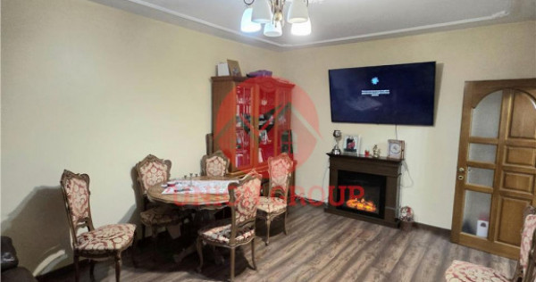 Apartament 4 Camere in Vila, Curte si Intrare Separata, Zona