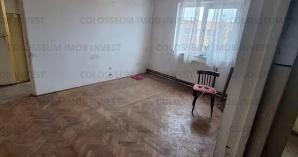 Apartament 2 camere, semidecomandat - zona Florilor