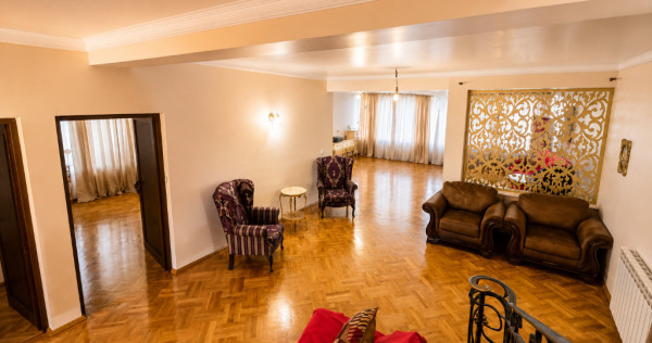 Casa eleganta P+1 cu finisaje premium si spatii generoase | Cazasu